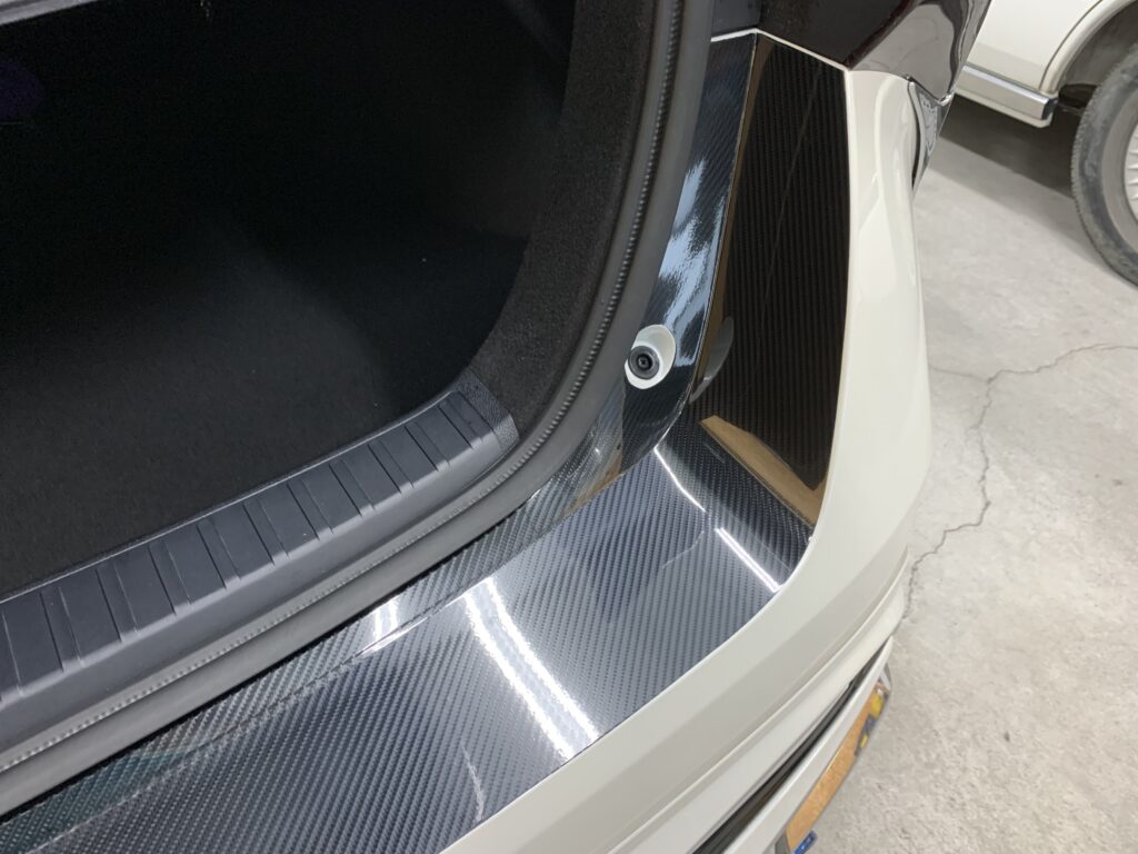 リアバンパー保護フィルム