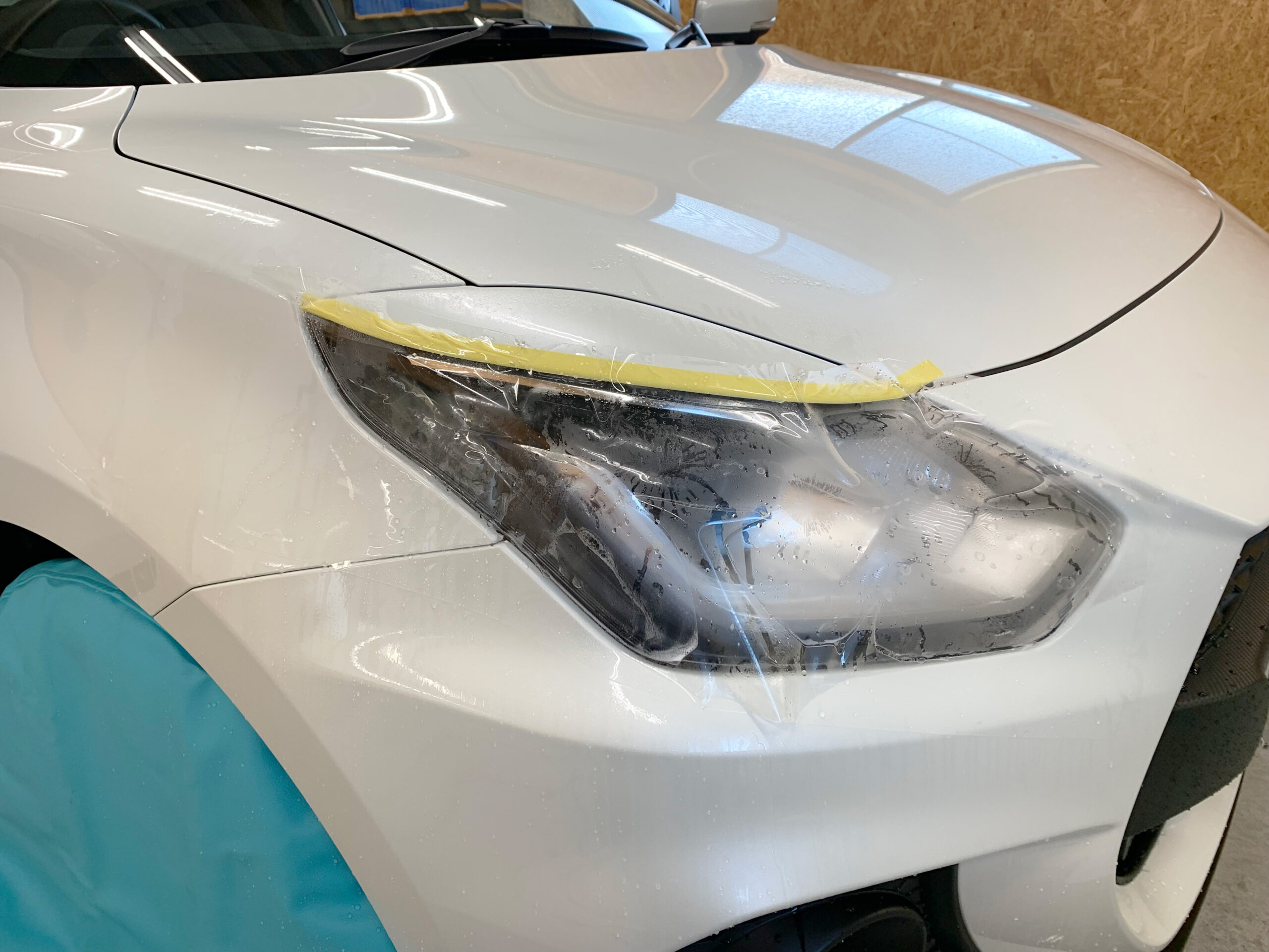 スイフトヘッドライトプロテクション