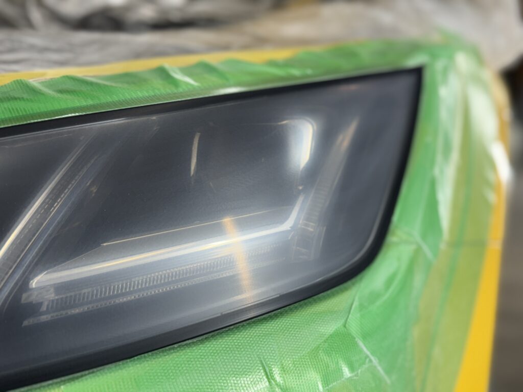 TTヘッドライト研磨