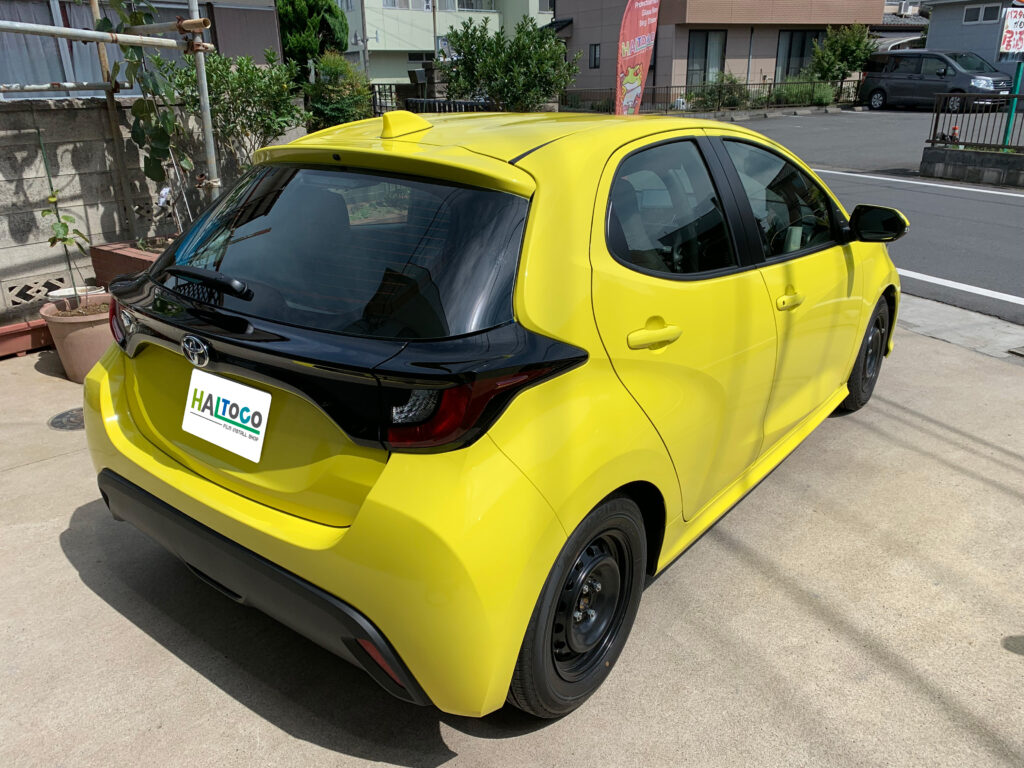 ヤリスフルラッピング