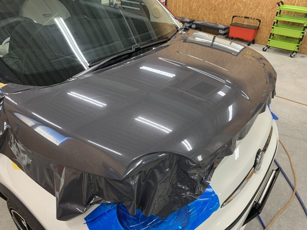 フィアットボンネットラッピング