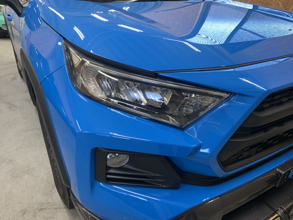 RAV4ヘッドライトプロテクション