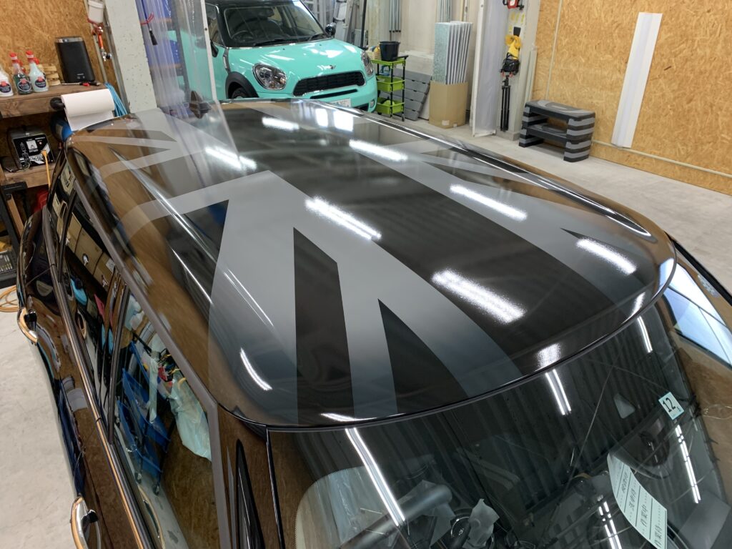MINI CLUBMAN ユニオンジャックルーフラッピング施工完成(カバナラッピング)