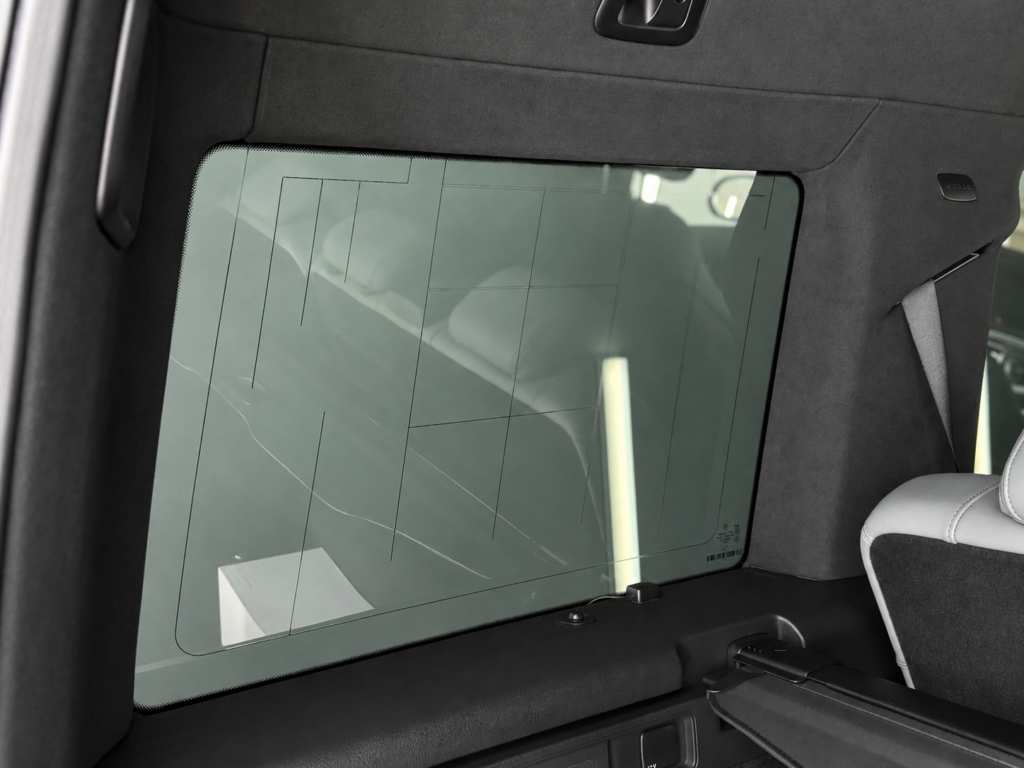Mercedes-Benz G450d クウォーターガラス スモークフィルム施工後