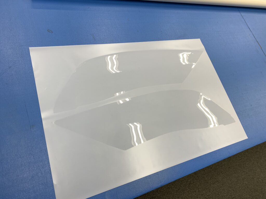 ルークス用ヘッドライトプロテクションのプレカットフィルム