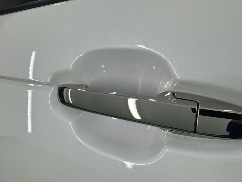 HONDA N-BOXのドアハンドル内側を透明PPFで保護した仕上がり