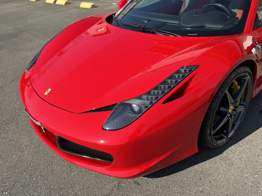 プロテクションフィルム施工後のフェラーリ458イタリアのフロント周り