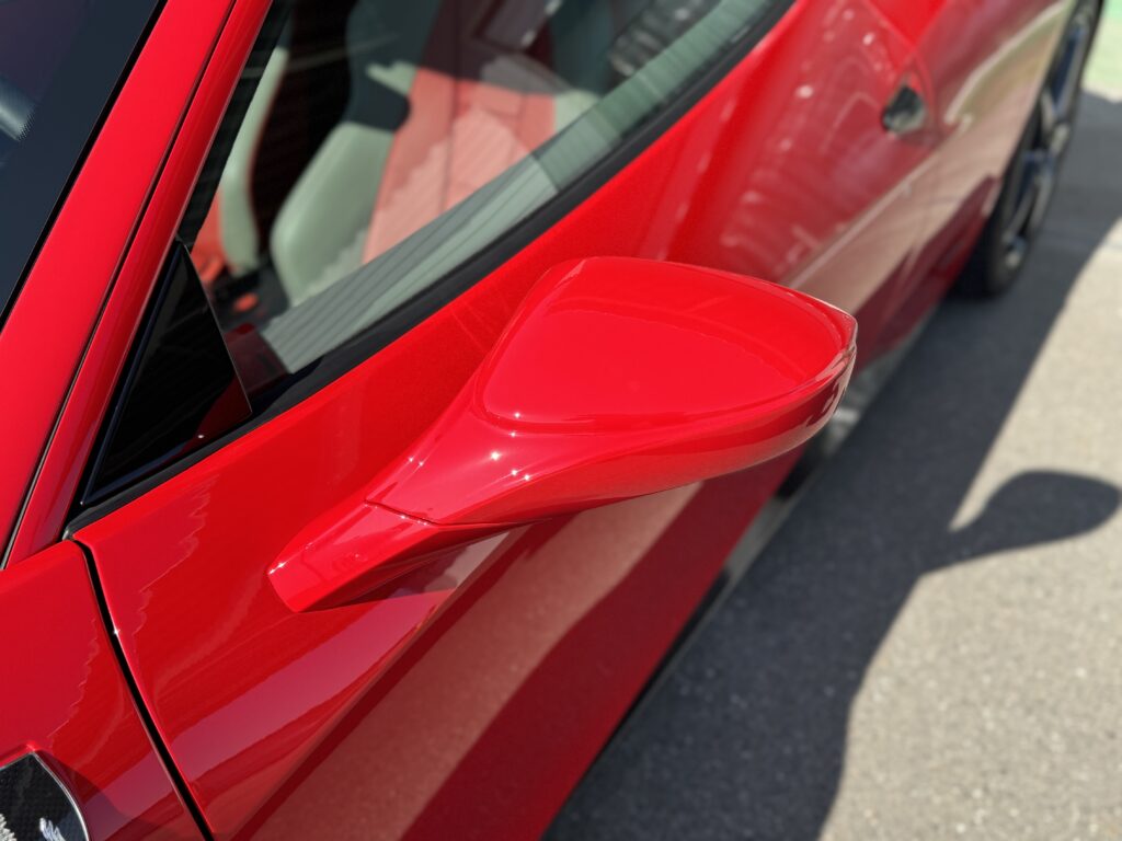 プロテクションフィルム施工後のフェラーリ458イタリアのドアミラー