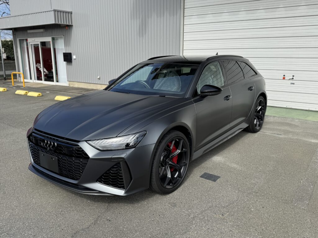 アウディ RS6 フルプロテクションフィルム施工後の仕上がり