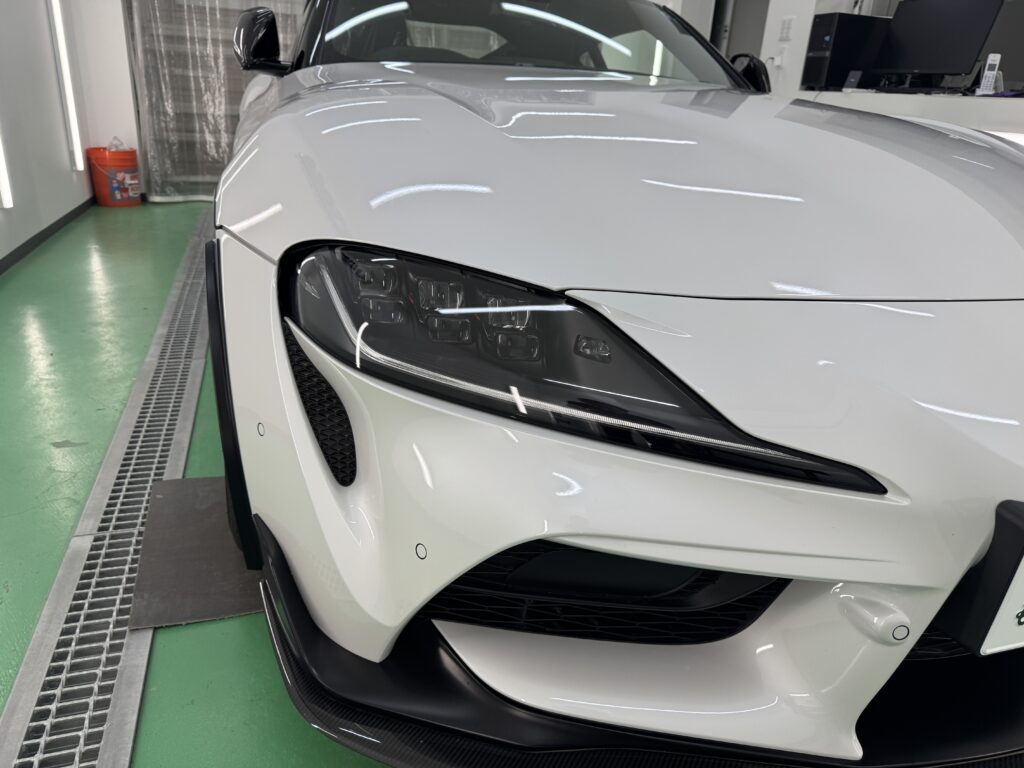 TOYOTA GR Supra ヘッドライトPPF施工前