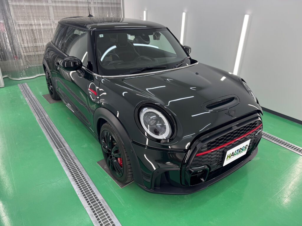 MINI F56 JCW ヘッドライトリペア施工前の車両