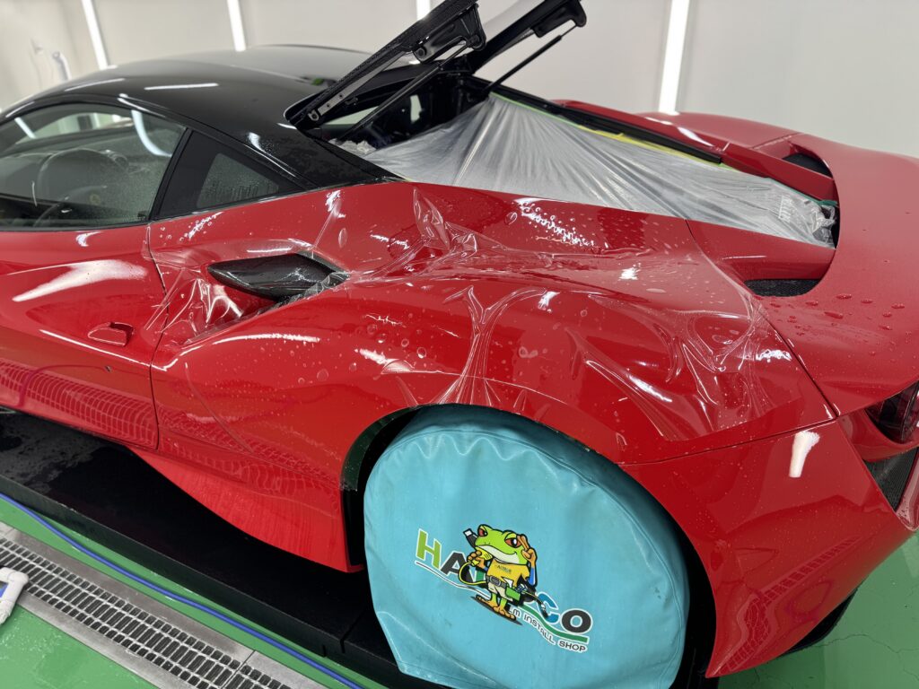 Ferrari F8 Tributo リアクォーターパネルへのプロテクションフィルム施工