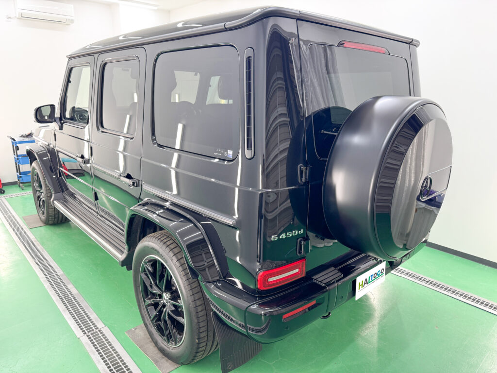 Mercedes-Benz G450d リアまわり ブラックアウトラッピング完成