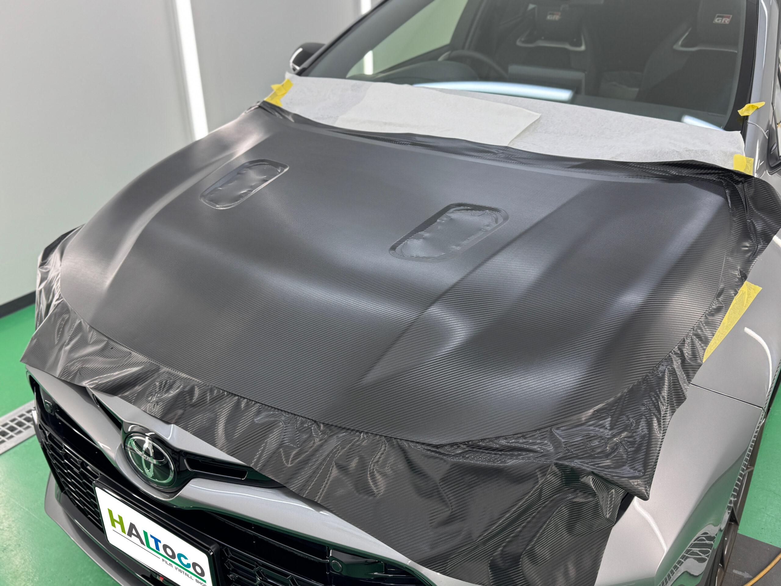 TOYOTA GRカローラ ボンネット 3Mカーボンラッピング施工