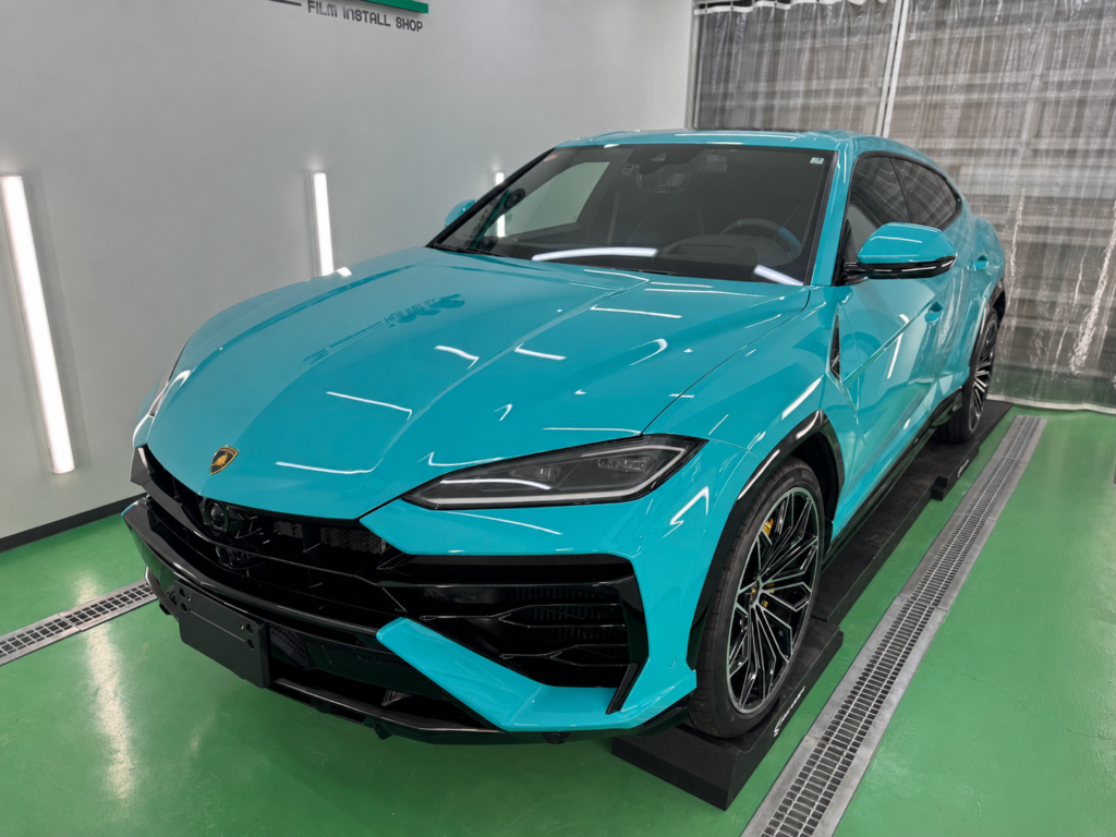 Lamborghini Urus SE フロントフルPPF施工完成