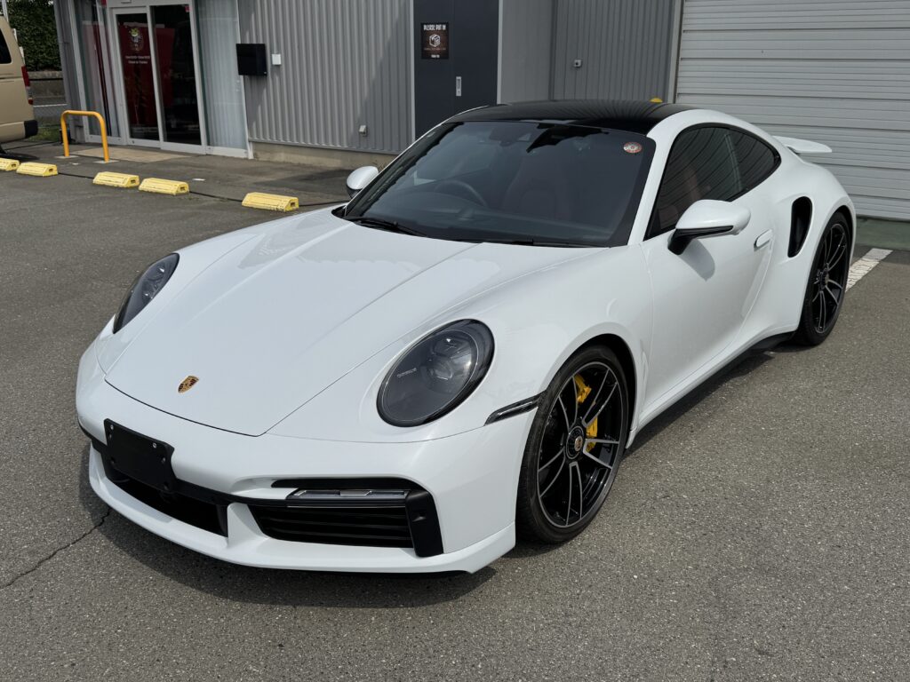 ポルシェ 911 Turbo S フロントフルプロテクションフィルム施工後の全体