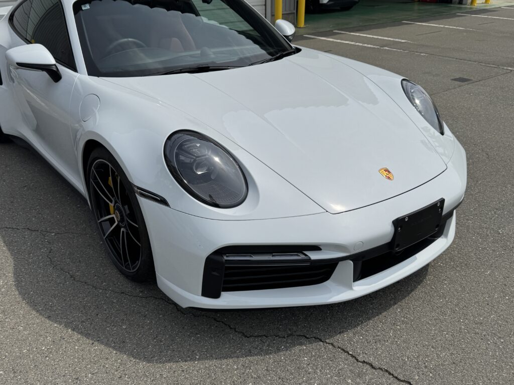 ポルシェ 911 Turbo S ボンネットとフロントバンパーのPPF施工後