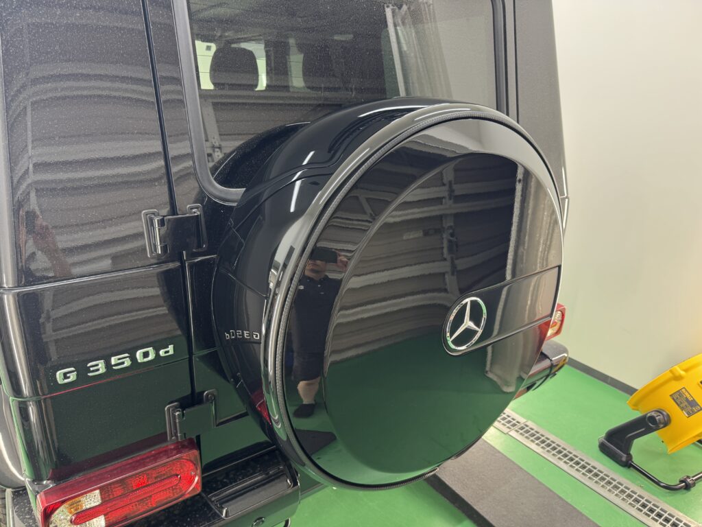 G350d スペアタイヤカバー グロスブラックラッピング完成