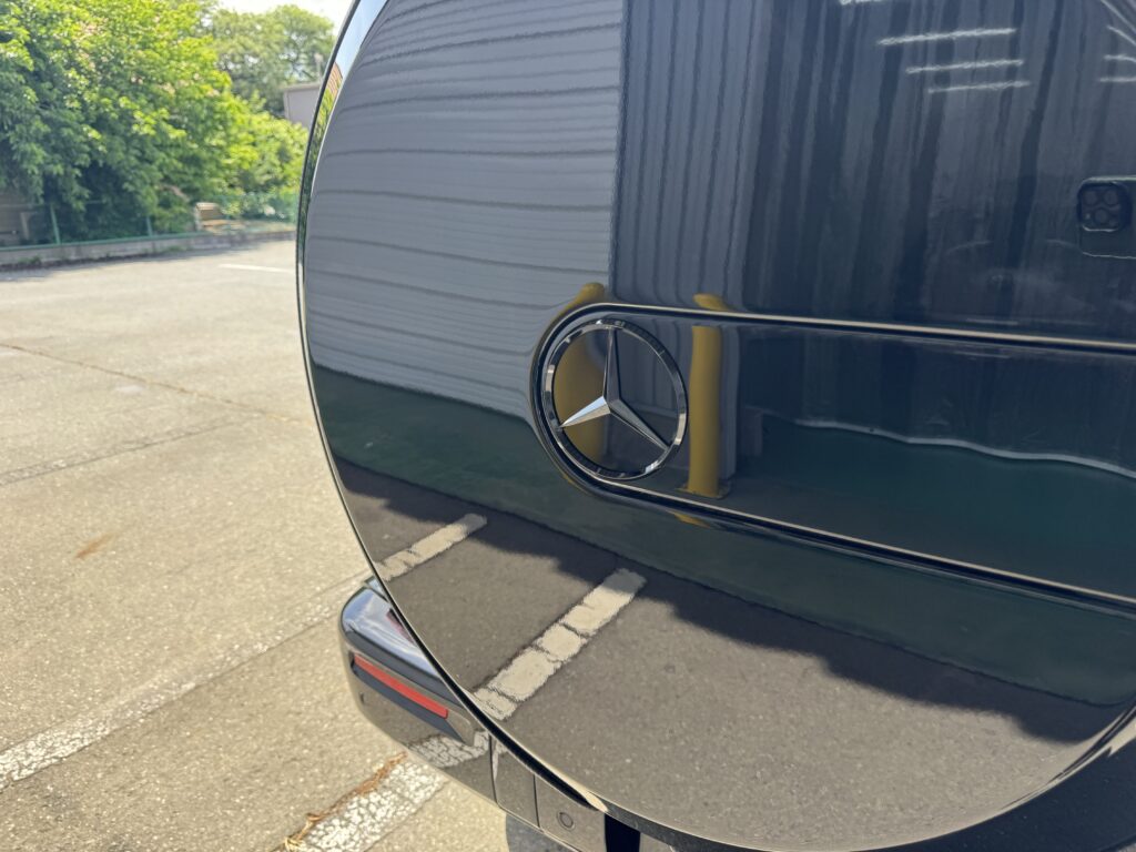 メルセデス・ベンツ G450d リアベンツマーク ブラックアウト施工後