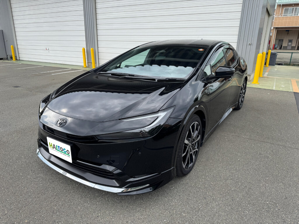 60プリウス フロントグリルのブラックアウト完成車