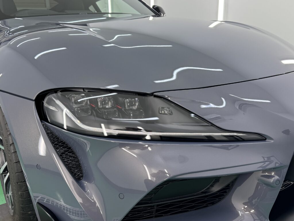 トヨタ GRスープラのヘッドライトプロテクションフィルム施工完成